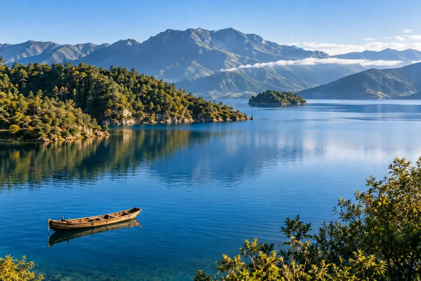 Lugu Lake