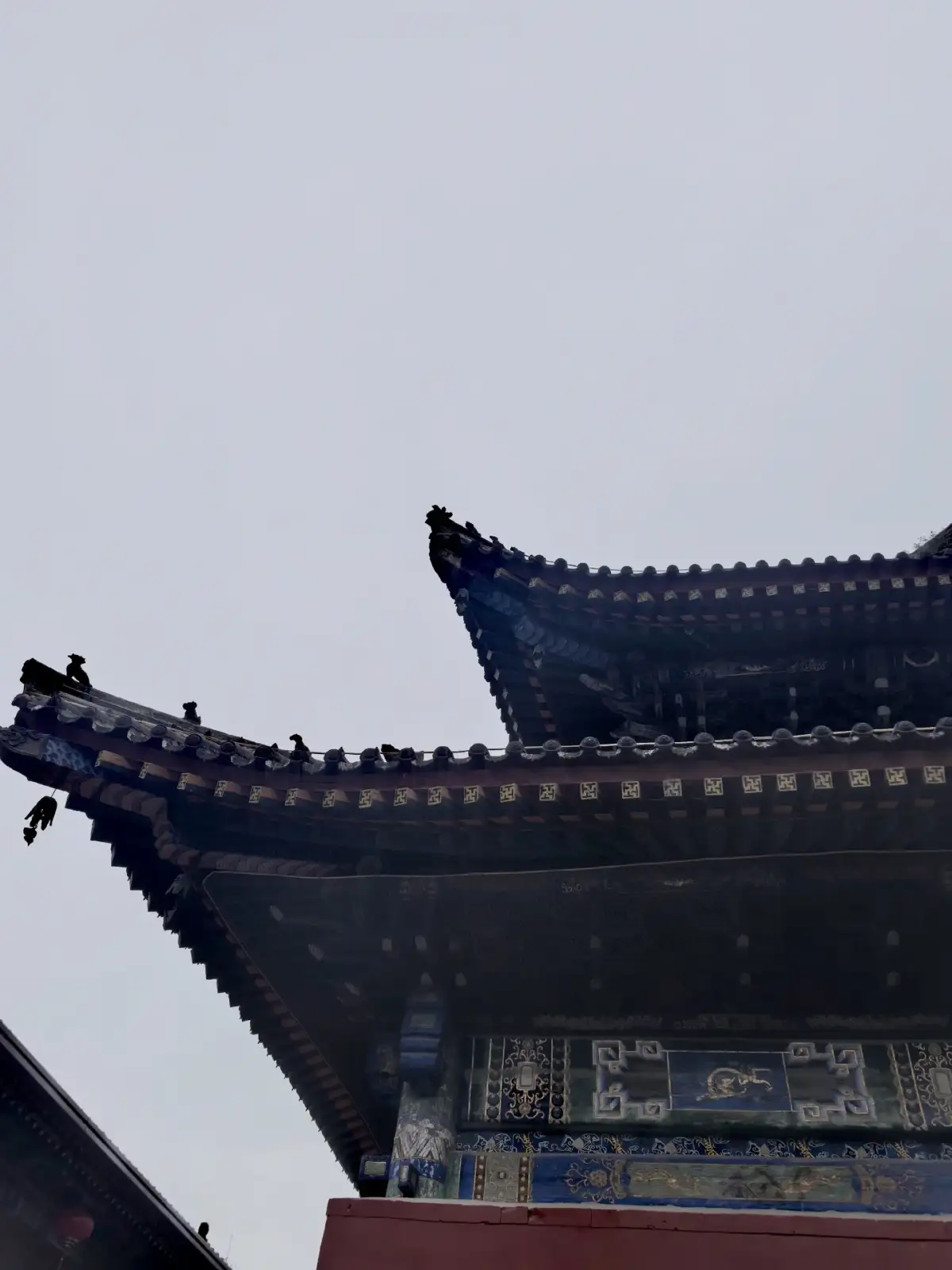 殊像寺重叠屋檐与瓦面细部