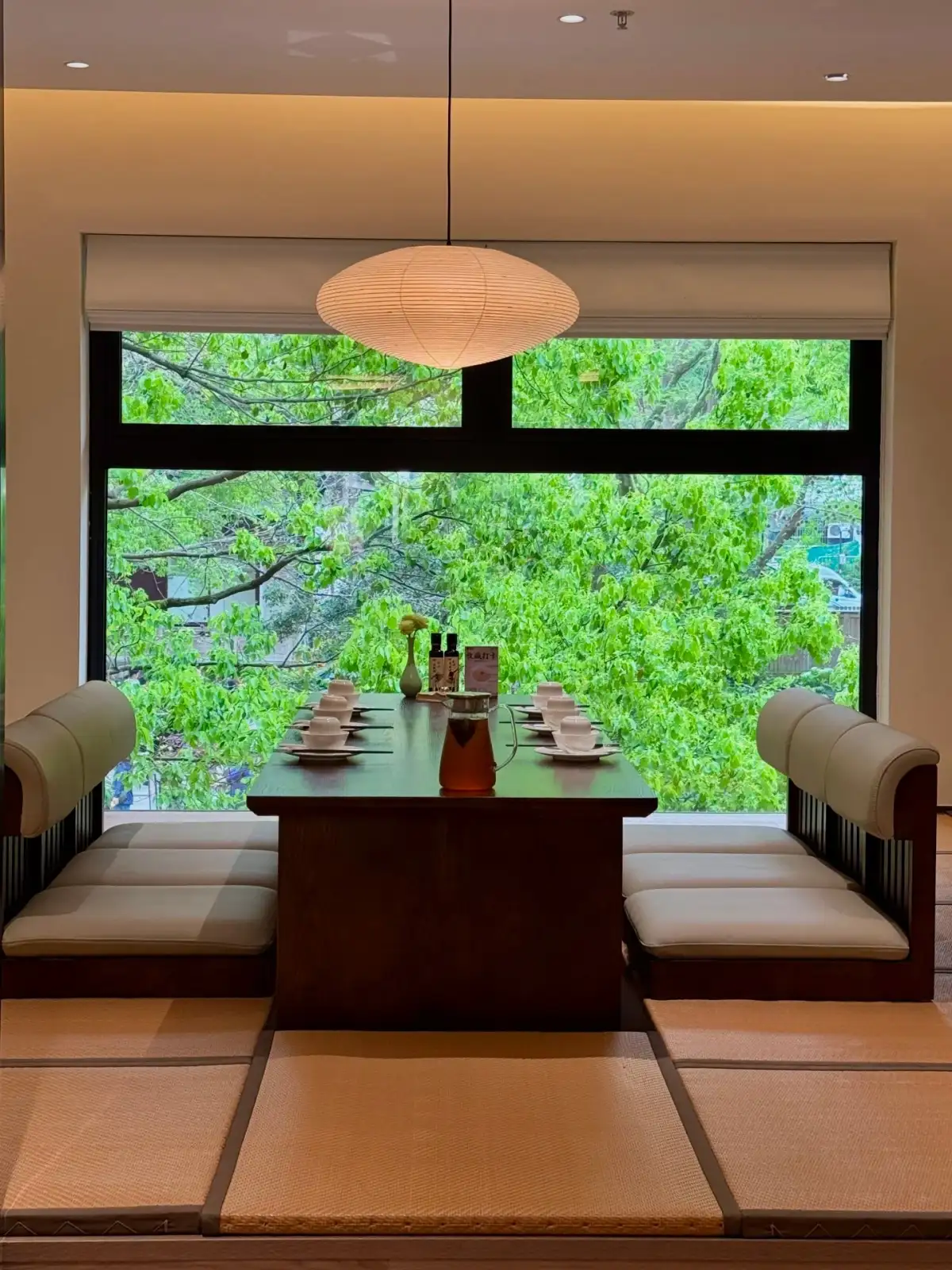 window-side seating areas at a Hangzhou restaurant